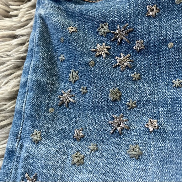 Abercrombie and Fitch- 26- Super Skinny Ankle High Rise Jeans Embroidered Stars - Picture 4 of 9